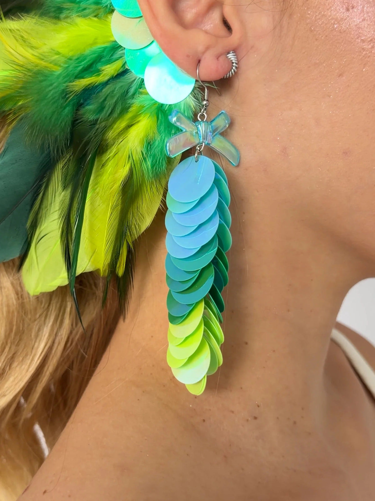 Brinco Paetê Oceano Tropical